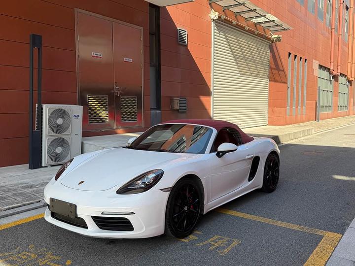 718 2016 Boxster 2.0T