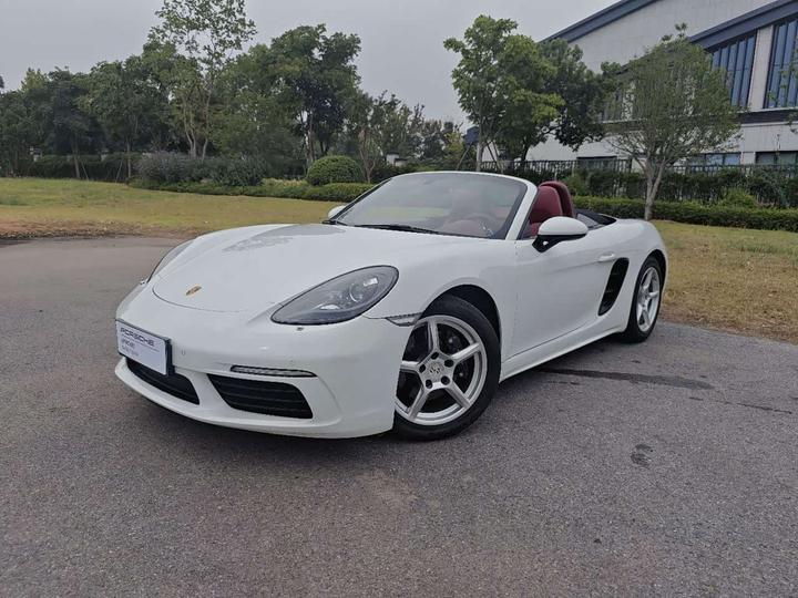 718 2023 Boxster 2.0T