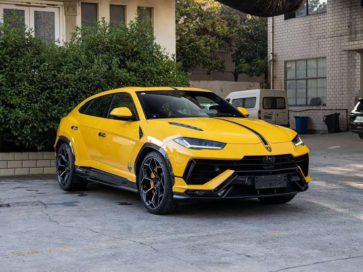 Urus 2022 4.0T V8 Performante