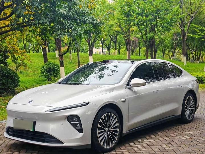 ET7 2022 75kWh