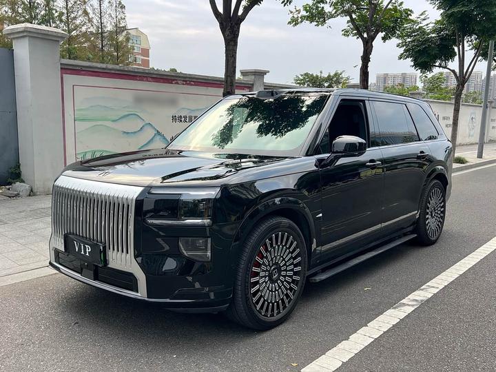 9X 2025 Ultra 70kWh 6-Seater