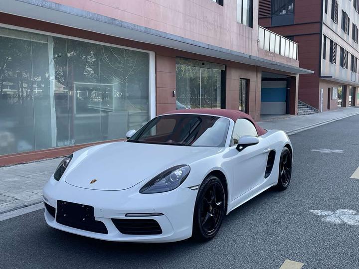 718 2018 Boxster 2.0T