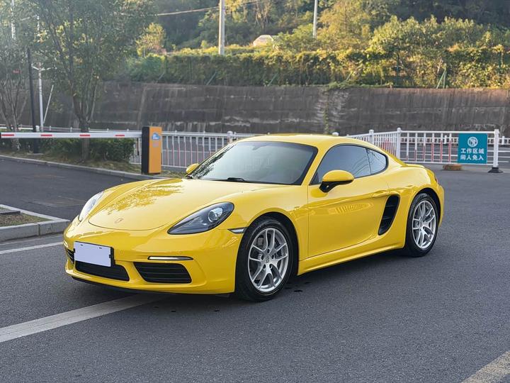 718 2018 Cayman 2.0T