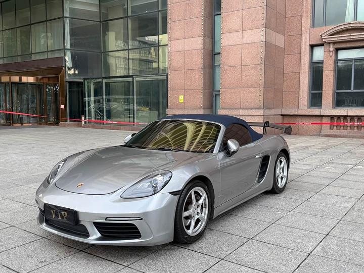 718 2016 Boxster 2.0T