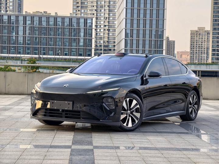 ET7 2022 75kWh