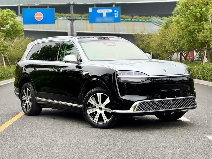 M9 2026 EREV Ultra 6-Seater