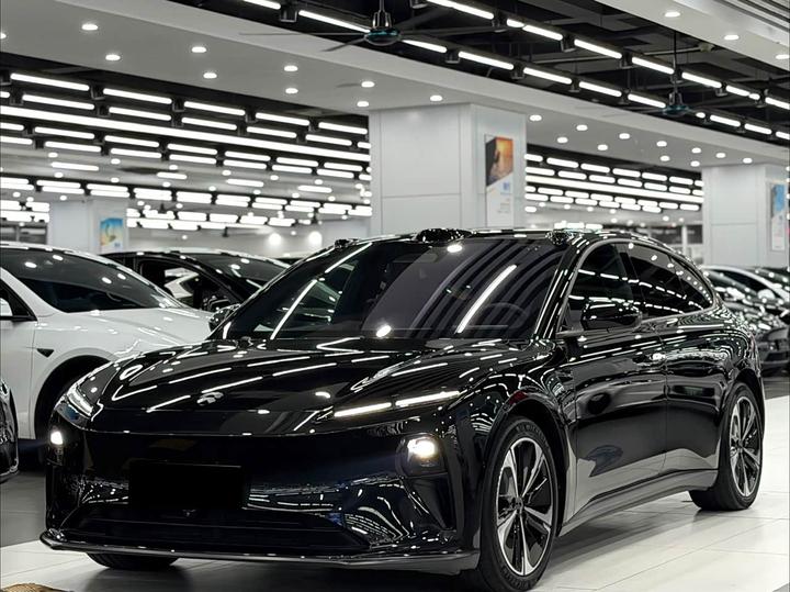 ET5T 2024 75kWh Touring