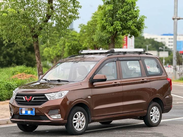 Hongguang 2021 Facelift 1.5L S Comfort LAR