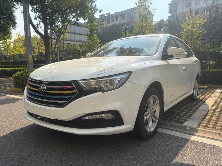 Bestune B30 2016 1.6L AT Exclusive