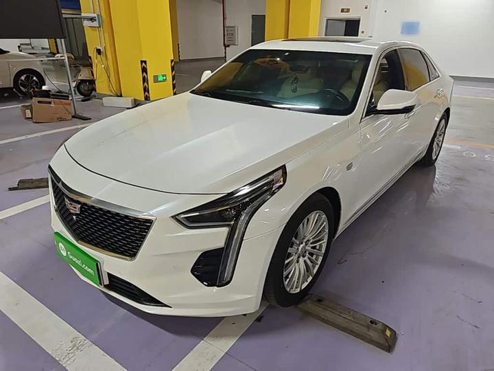CT6 2019 28T Fashion