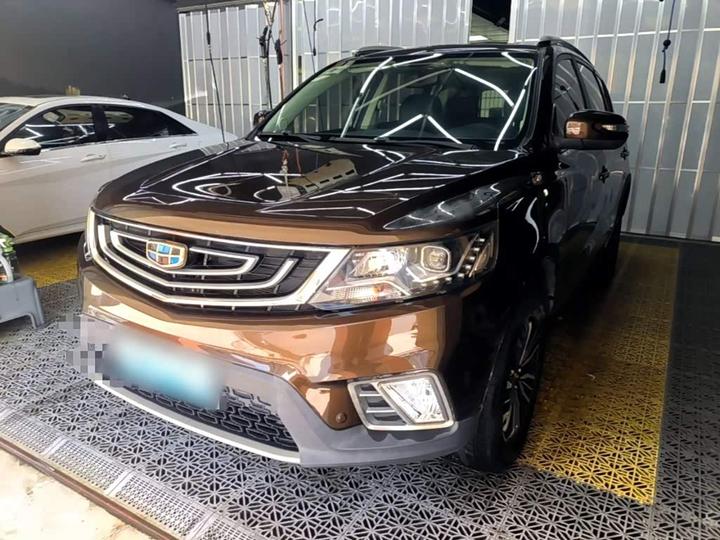 Vision X6 2016 1.8L MT Luxury