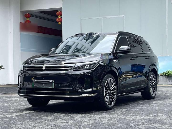 M7 2024 1.5T ADAS AWD Ultra 5-Seater