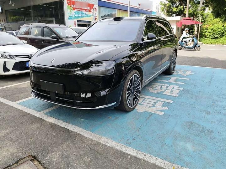 M9 2024 EREV Ultra 42kWh 6-Seater