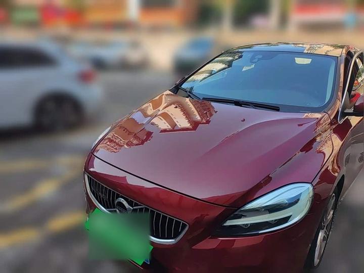 V40 2018 T3