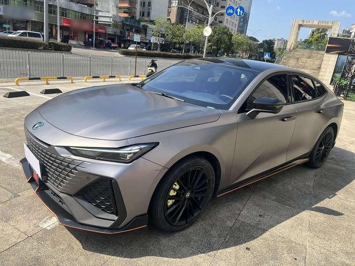 UNI-V 2022 2.0T