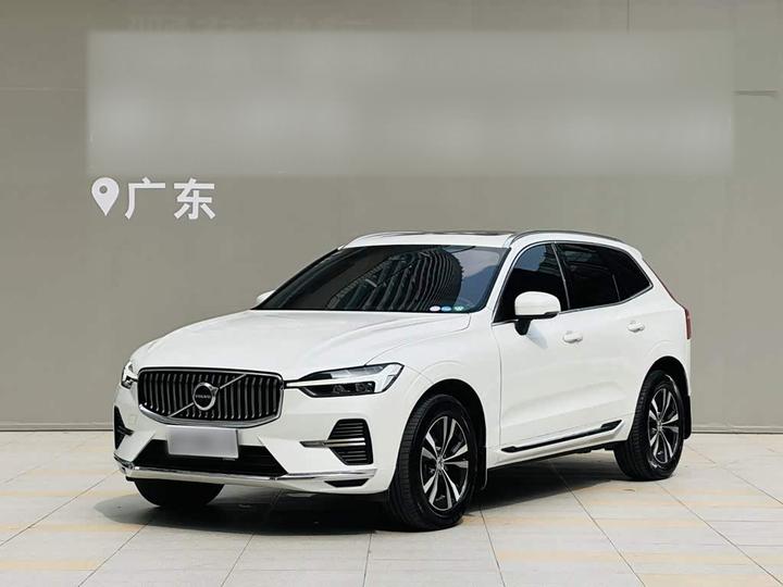 XC60 2024 B5 AWD Luxury