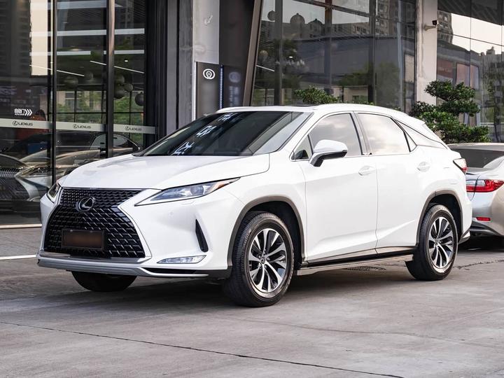 RX 2020 Facelift 300 RWD Elite