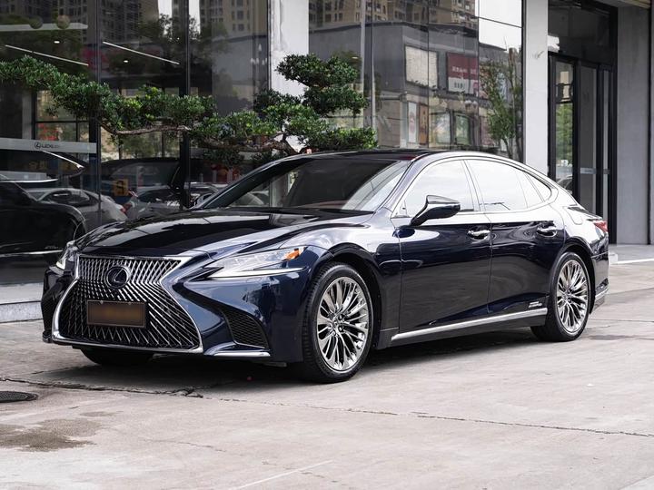 LS 2018 500h Executive China V