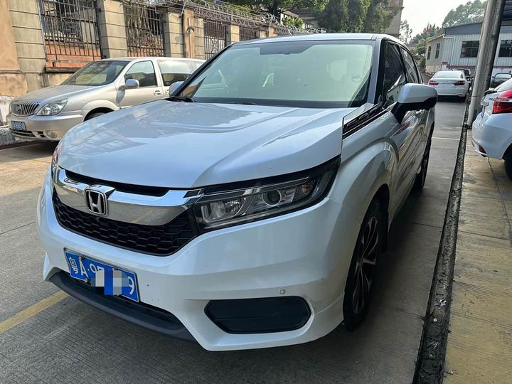 Avancier 2017 240TURBO RWD Comfort