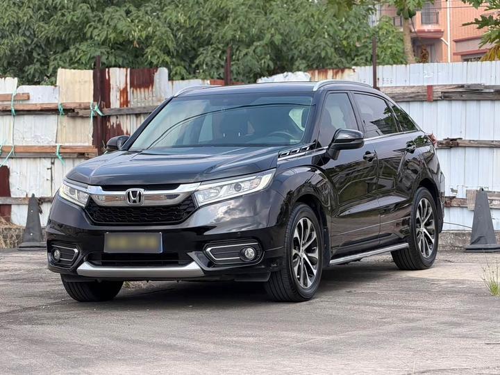 Avancier 2017 240TURBO RWD Luxury