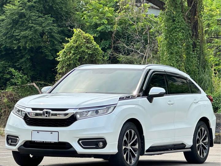 Avancier 2017 240TURBO RWD Luxury
