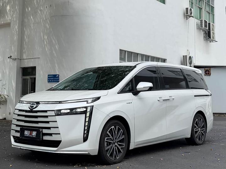 E8 PHEV 2024 150km MAX+