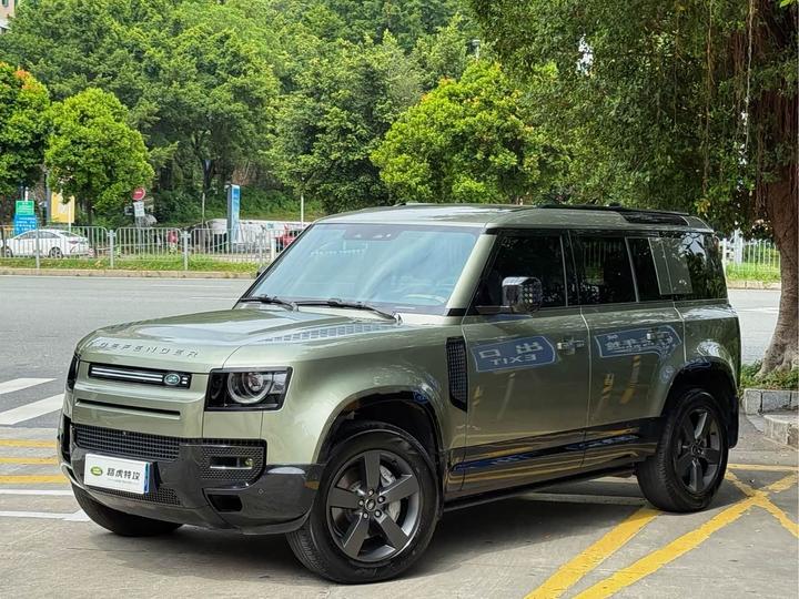 Defender 2024 110 3.0T P400 X-DYNAMIC HSE