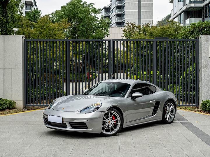 718 2022 Cayman 2.0T