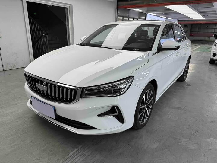 Emgrand 2026 400 1.5L CVT