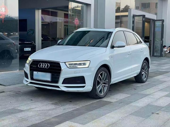 Q3 2018 30 Anniversary 35 TFSI quattro AWD Sport