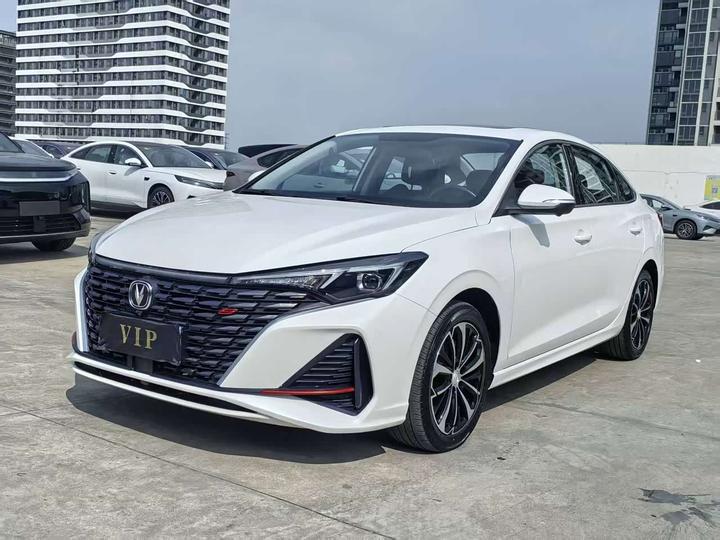 Eado 2022 PLUS NE 1.4T GDI DCT Premium