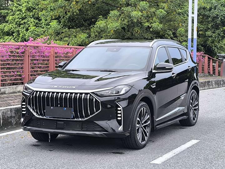 X70 PLUS 2023 1.6T DCTPLUS 5-Seater