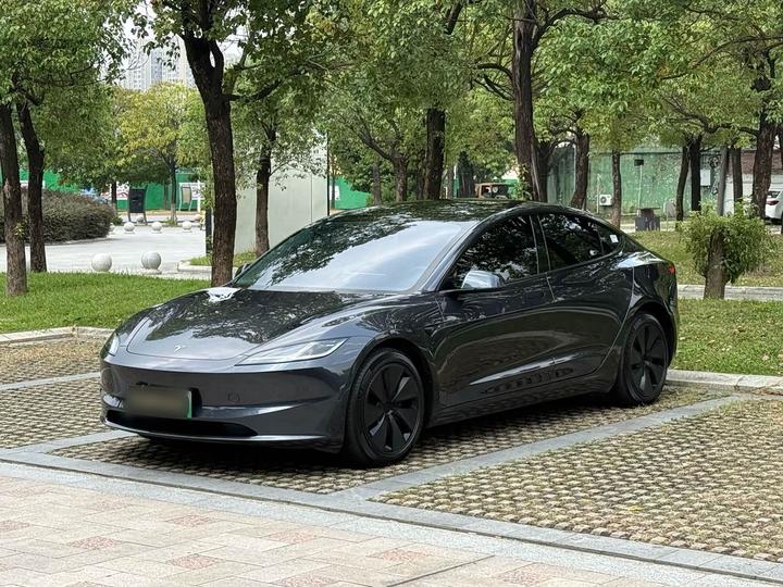Model 3 2023 Long Range AWD