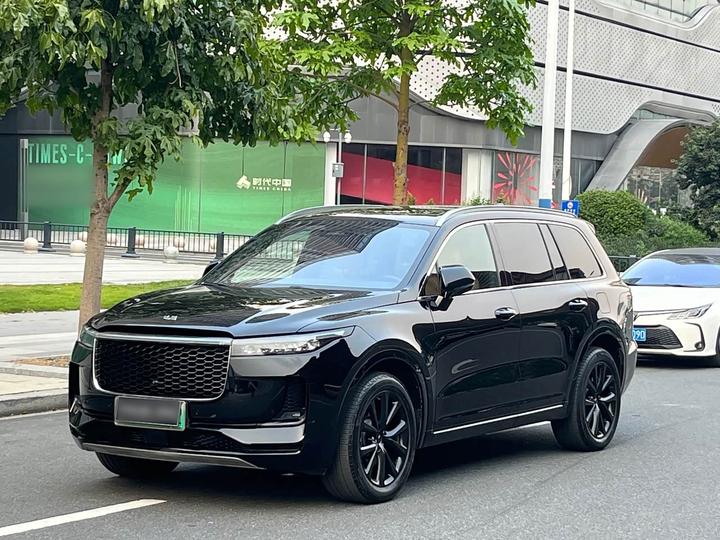 ONE 2021 EREV 6-Seater