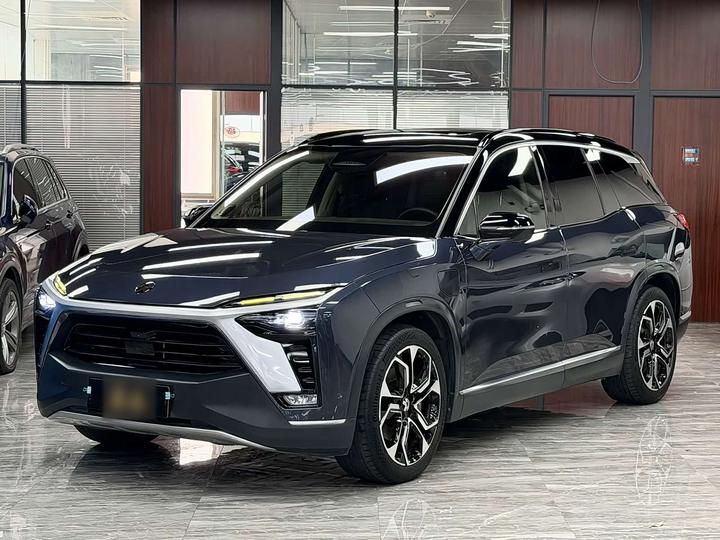 ES8 2020 415KM 7-Seater