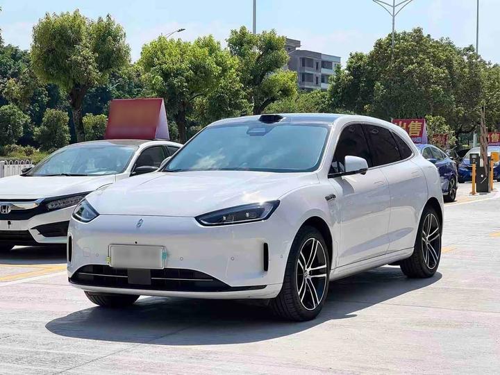 M5 2024 EV Max RWD High-end ADAS