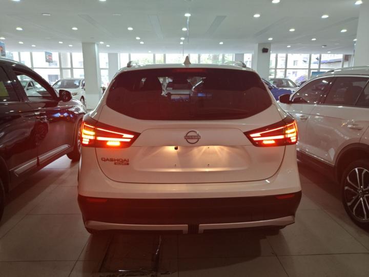 Qashqai 2025 2.0L CVT XV photo 3