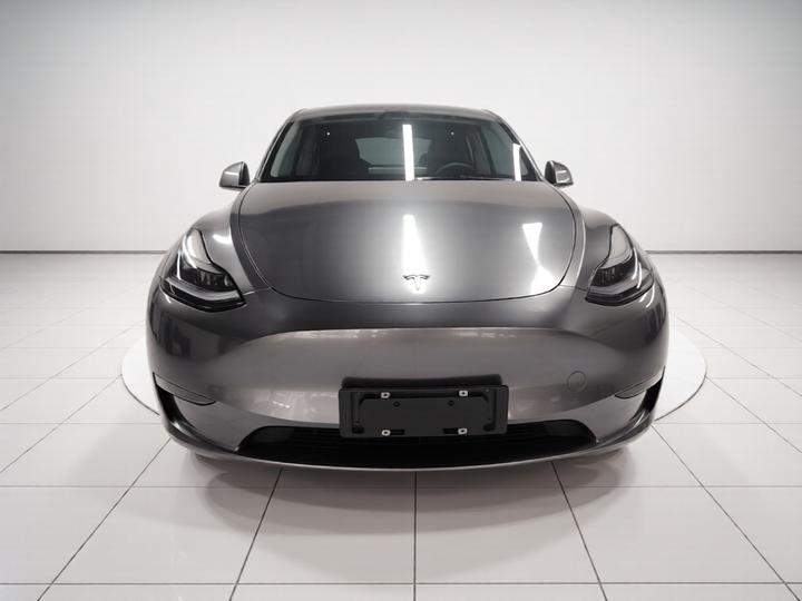 Model Y 2021 Standard Range RWD photo 2