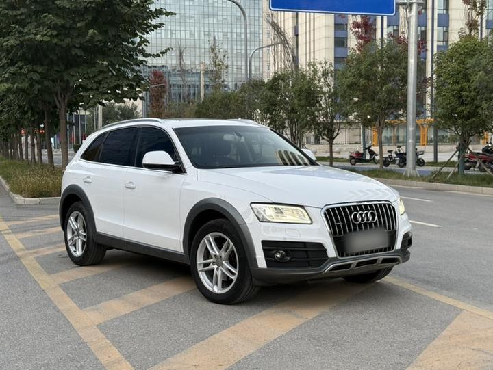 Q5 2018 Collection 40 TFSI Tech photo 3