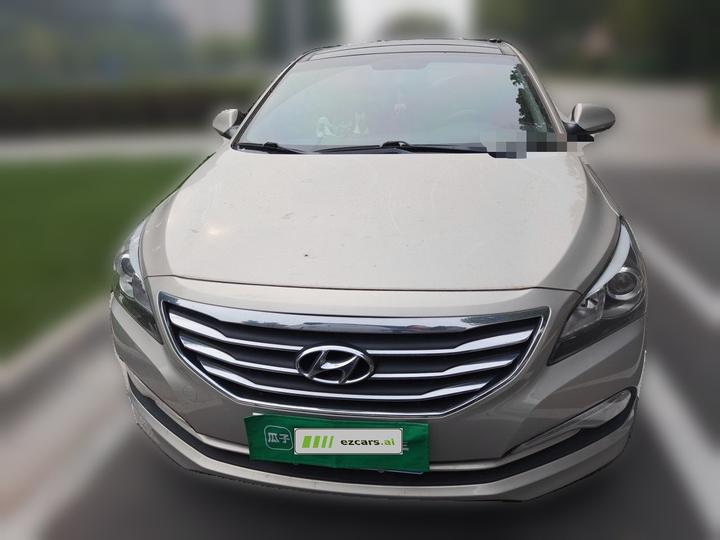 Mistra 2014 1.8L AT Premium DLX photo 2