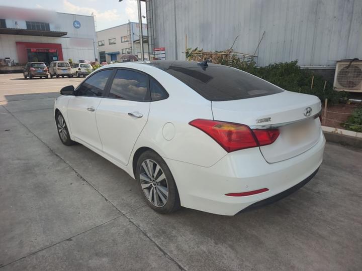 Mistra 2016 1.8L AT Smart GLS photo 4