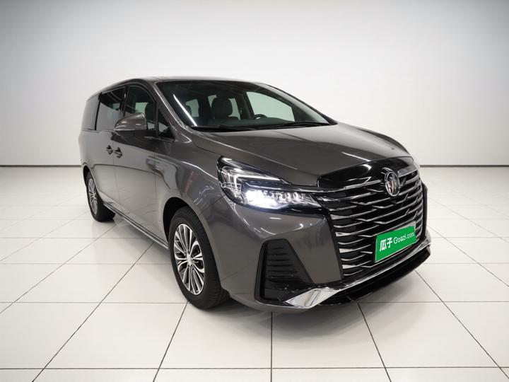 GL8 2023 Facelift Luxury photo 3