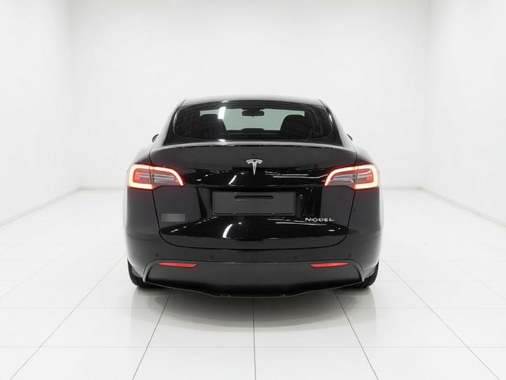 Model Y 2023 RWD photo 3