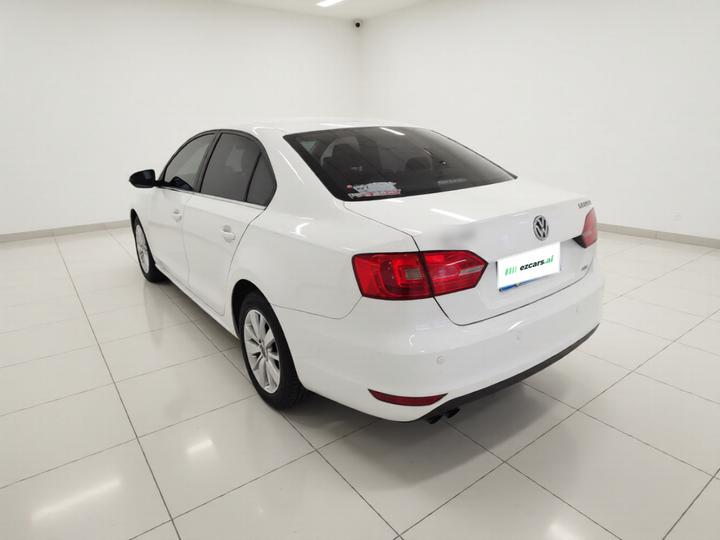Sagitar 2014 Facelift 1.4TSI AT Fashion photo 4