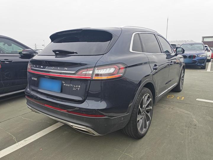 Nautilus 2021 2.7T AWD photo 4