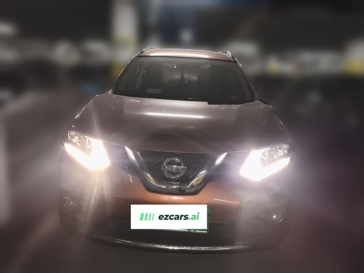 X-Trail 2014 2.0L CVT Comfort 2WD photo 2