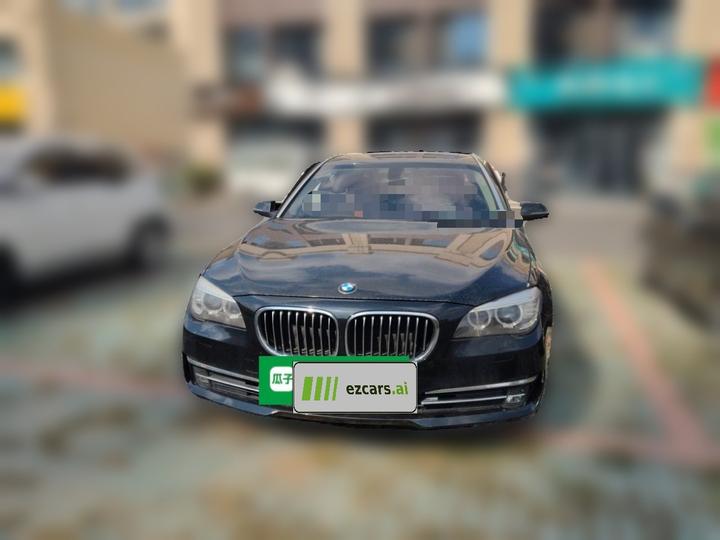 7 Series 2014 730Li photo 2