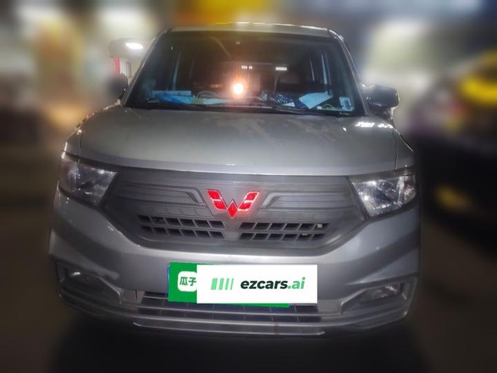 Wuling Hongguang V 2021 1.5L LAR photo 2