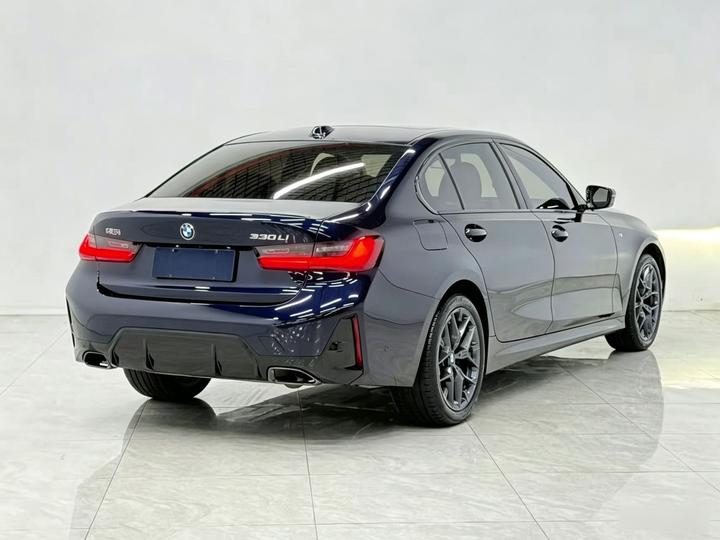 3 Series 2025 330Li M M Sport Night Package photo 6