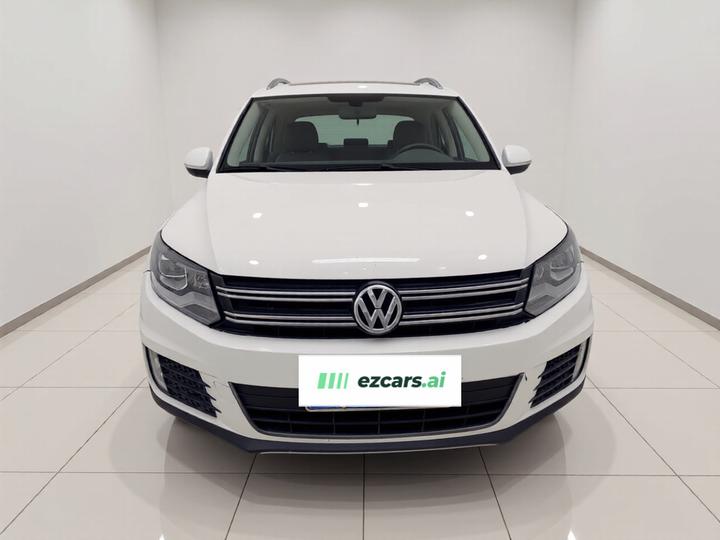 Tiguan 2015 1.8TSI AT RWD Luxury photo 2